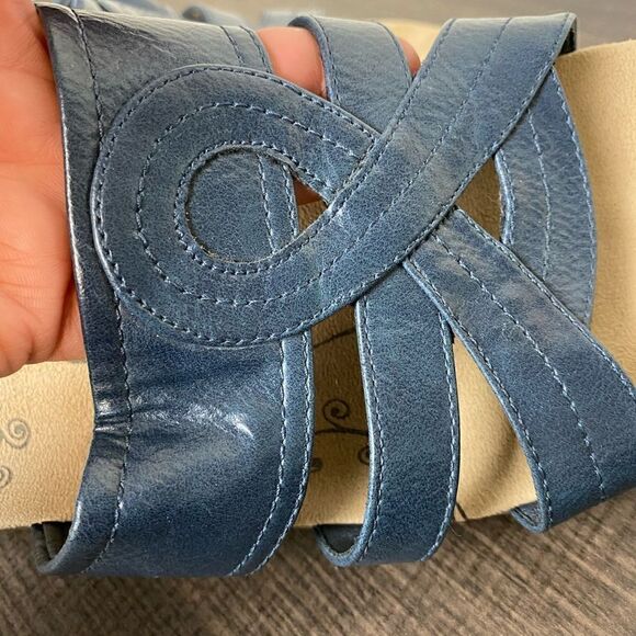 Baretraps Blue leather Women Sandals Size 10w - Picture 6 of 7